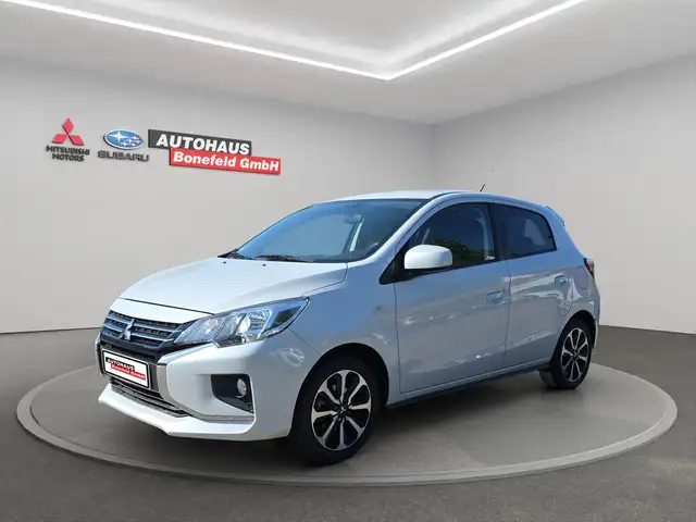 Mitsubishi Space Star Select