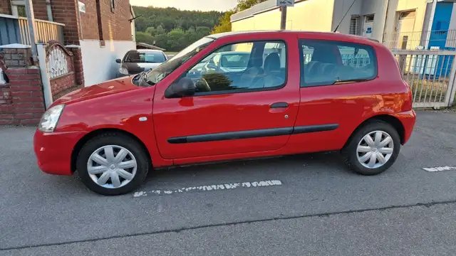 Renault Clio view 7