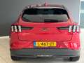 Ford Mustang Mach-E RWD 75 kWh SOH 92% Dealer Onderhouden TREKHAAK Rood - thumbnail 6