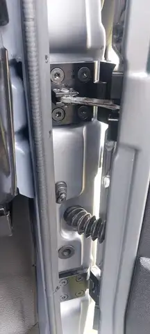 Mercedes-Benz G-Class view 9