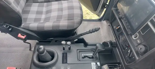 Mercedes-Benz G-Class view 8