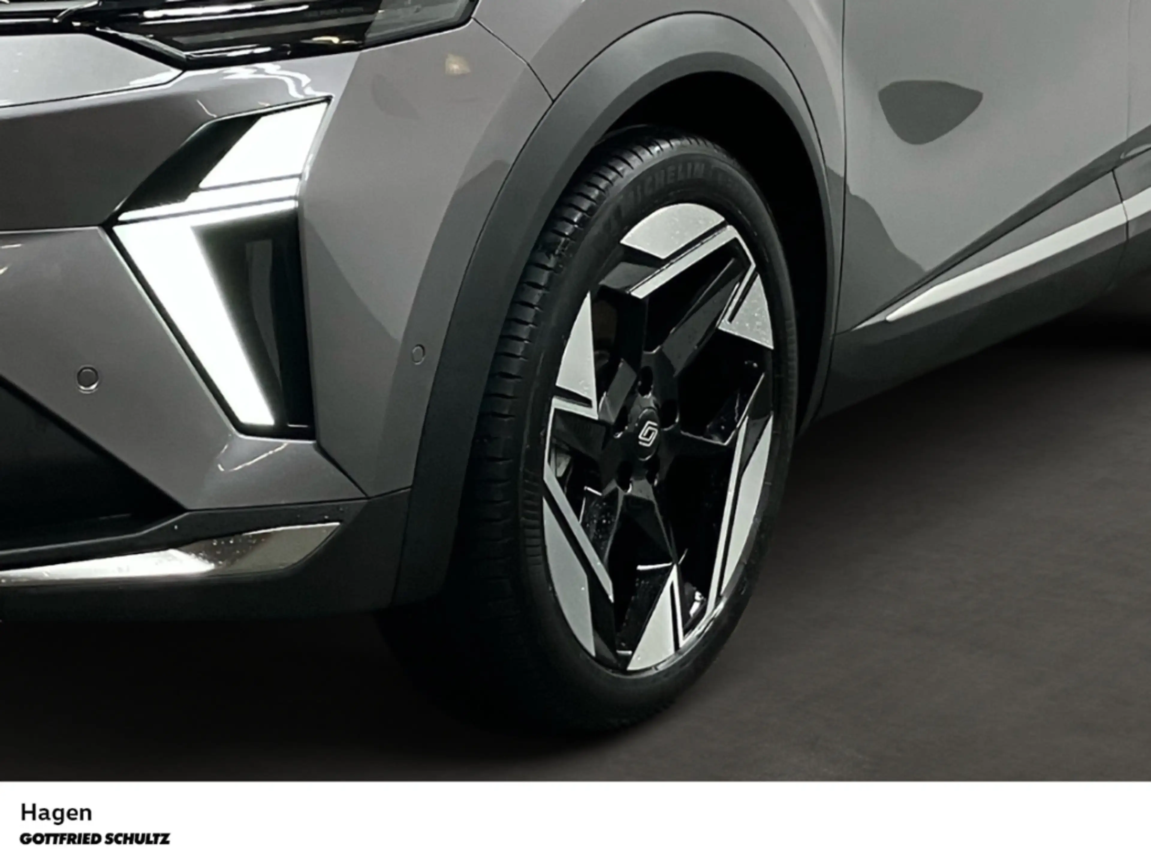 Renault Symbioz 145 E-Tech Full Hybrid Iconic LED NAV ACC — photo 8