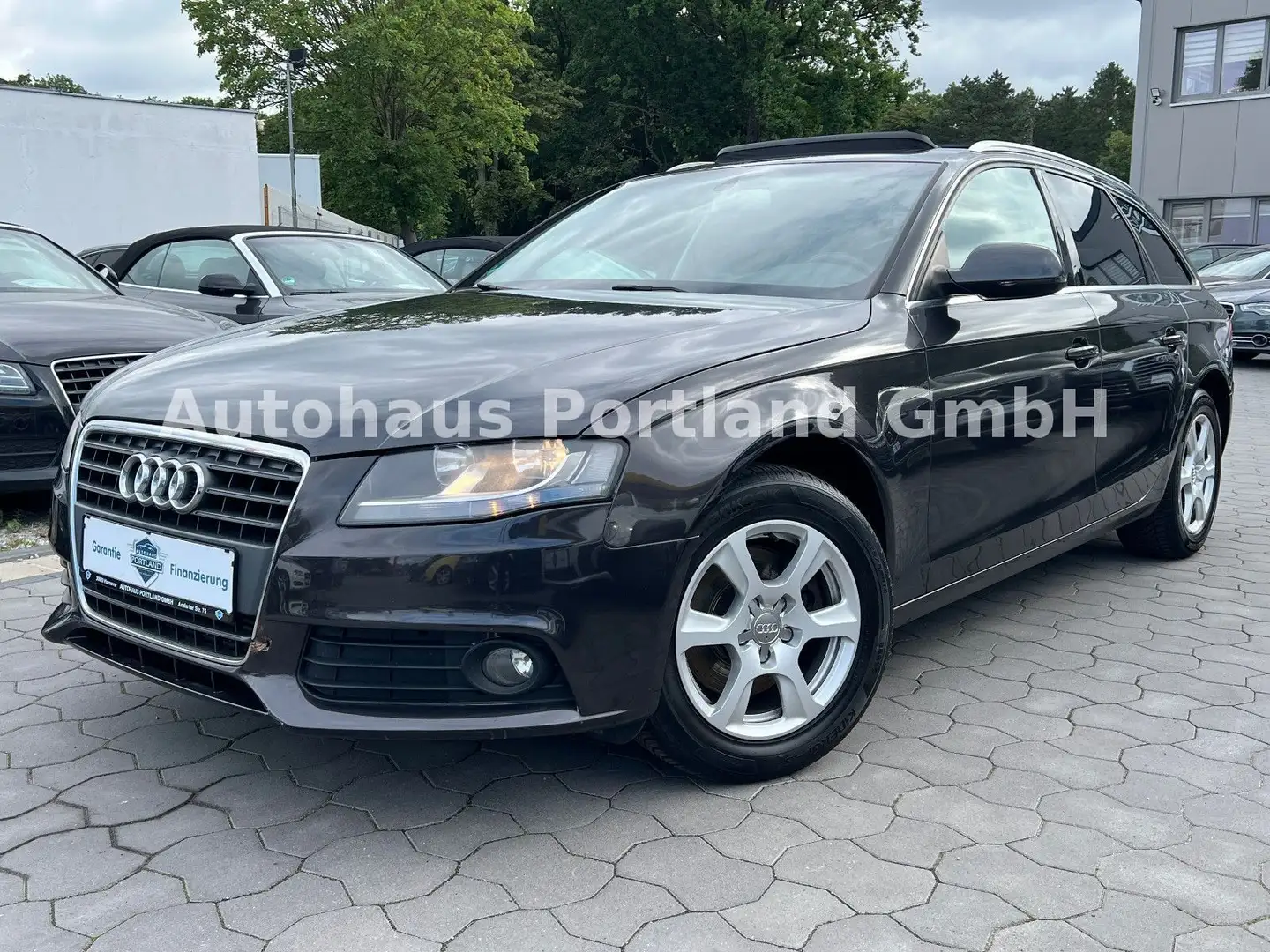 Audi A4 Avant Attraction Aut./Pano/Navi/Tempo/SHZ Grau - 2