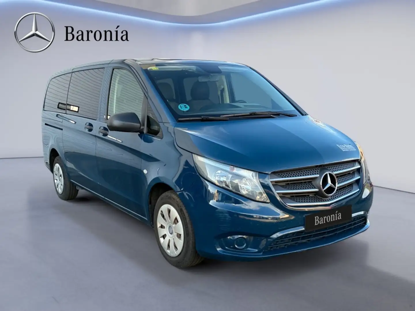 Mercedes-Benz Vito Tourer 114 CDI Pro Larga Blau - 1
