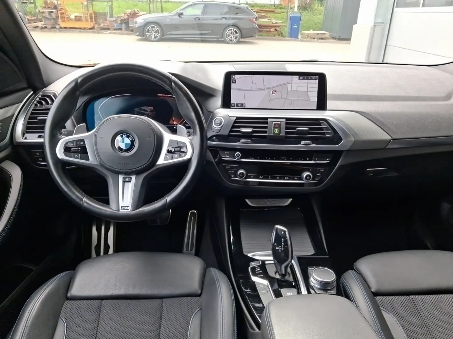 BMW X3 xDr20dA M Sport Navi adaptLED HiFi AHK Noir - 2