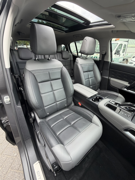 Citroen C5 Aircross 225pk Plug-in Hybrid Shine (Elektrisch Schuifdak - — photo 16