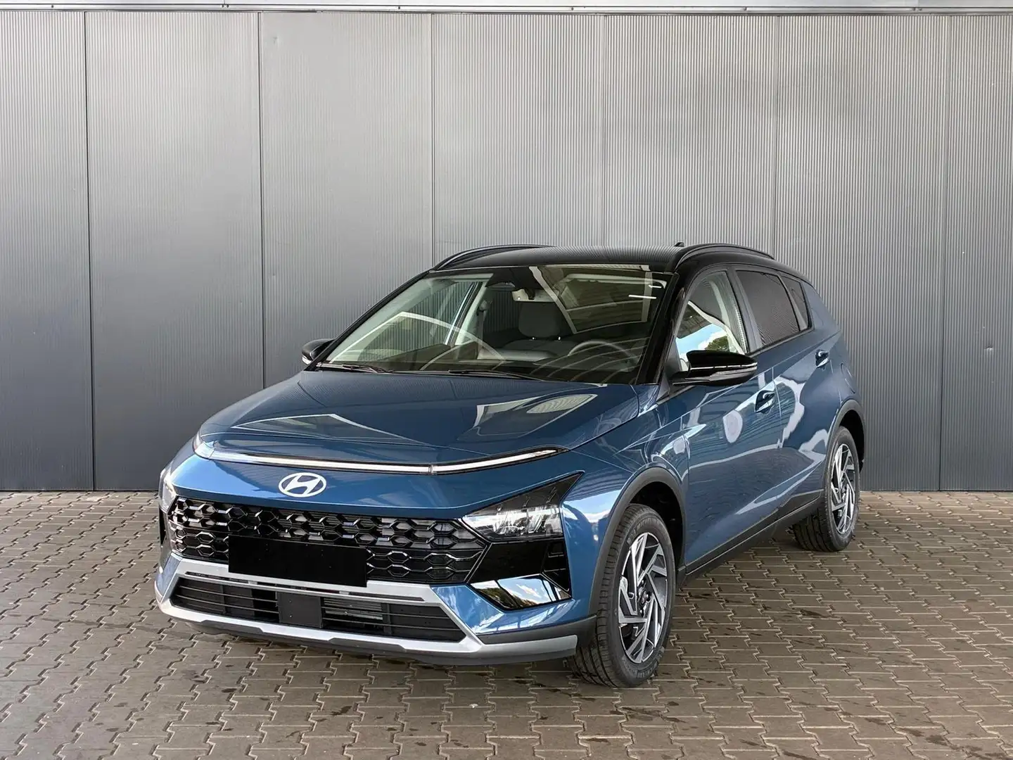 Hyundai BAYON Comfort Plus 1.2 MPI / Navi PDC m. Kamera Klima... Blau - 1