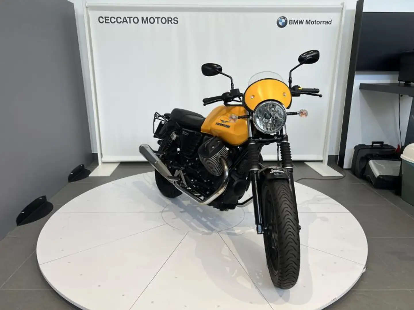 Moto Guzzi Stone Abs Or - 1