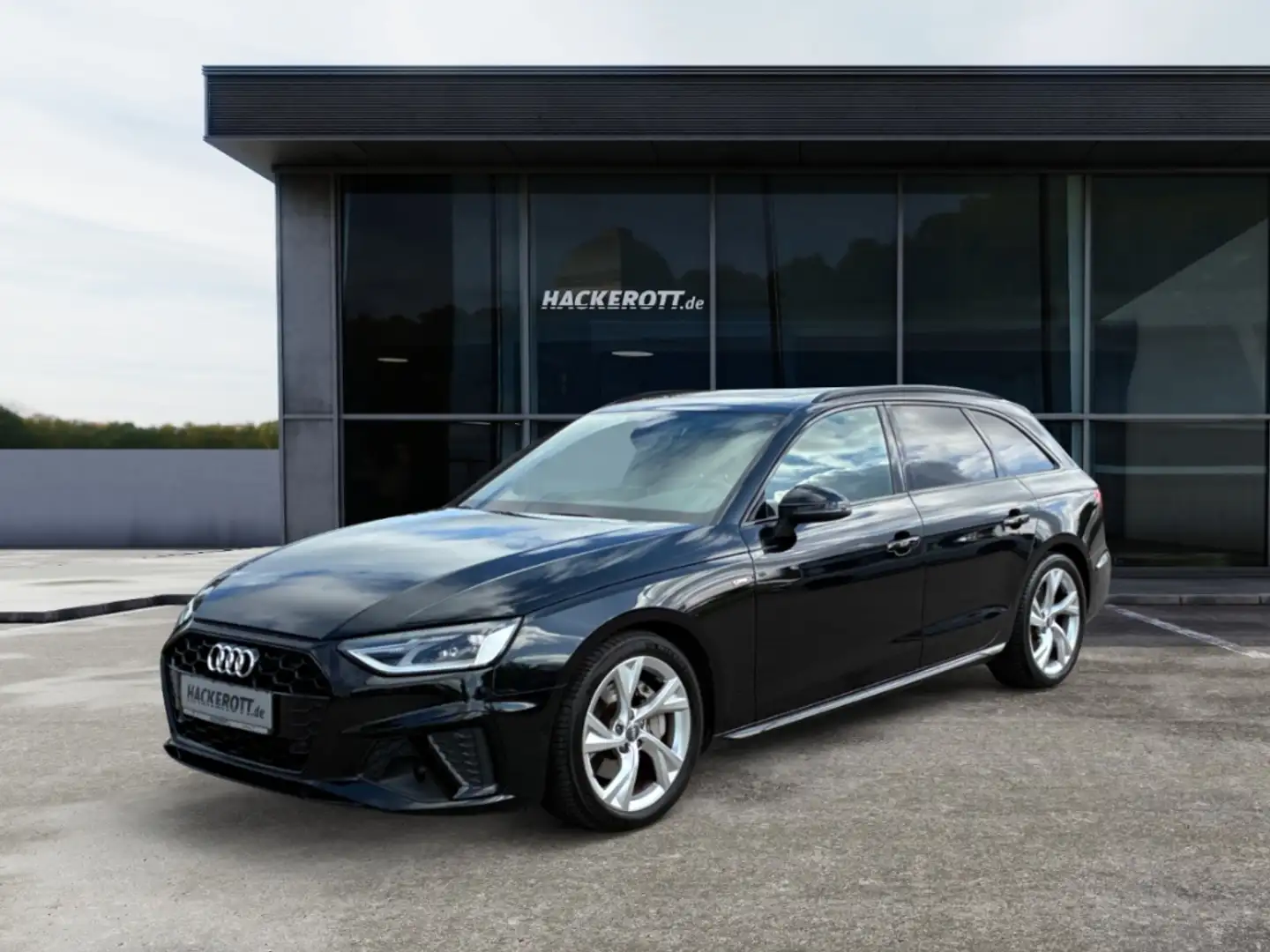 Audi A4 Avant 2.0 40 TFSI S-line AHK Panorama Rückfahrkame Schwarz - 1