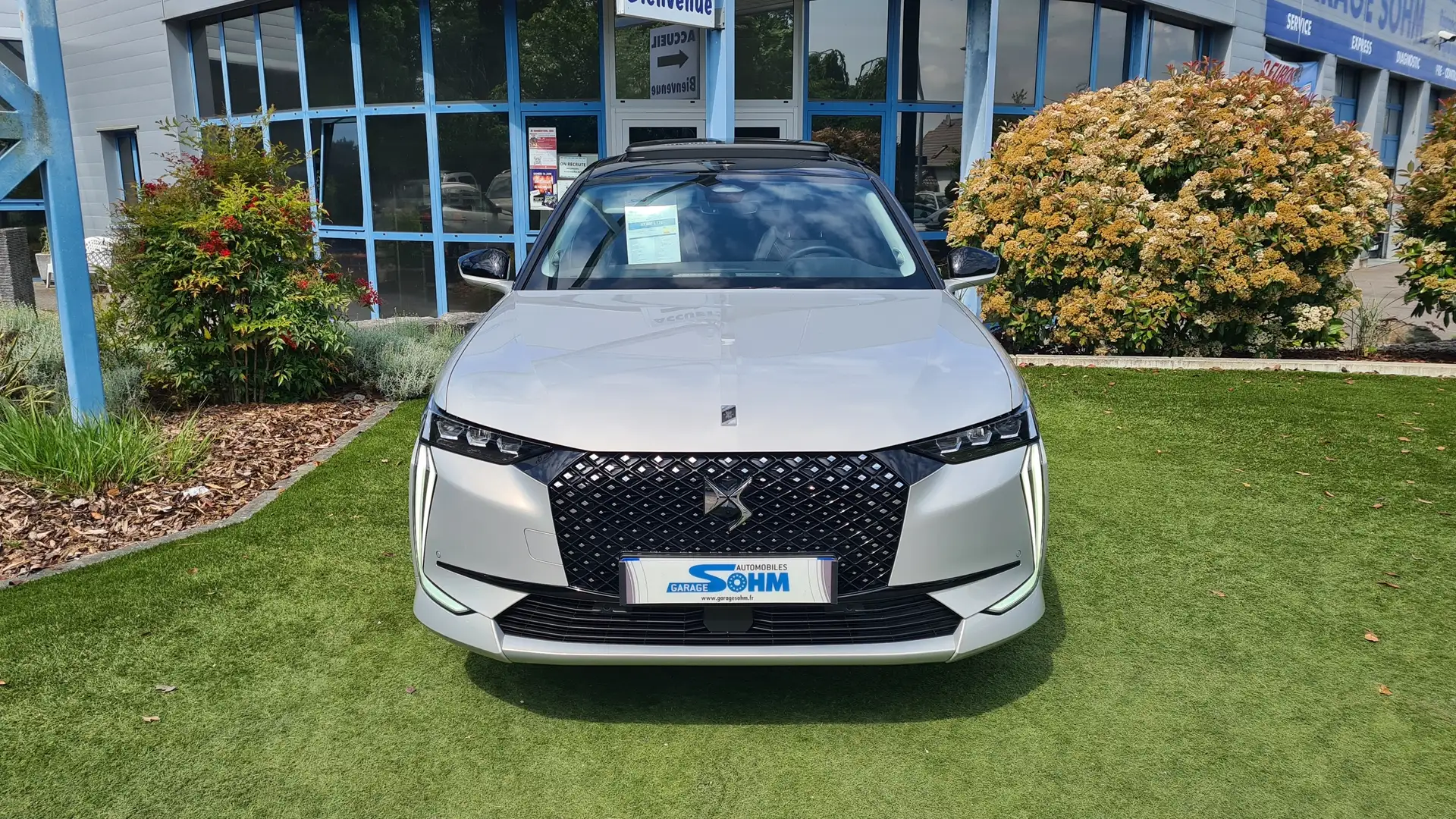 DS Automobiles DS 4 BLUEHDI 130CH ETOILE AUTOMATIQUE Blanc - 2