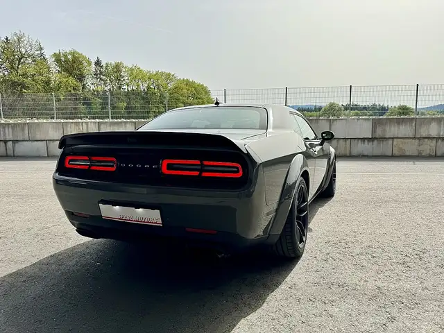 Dodge Challenger SRT Hellcat Widebody 6,2 V8 Ansicht 5
