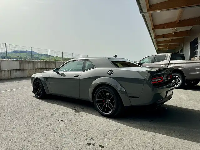 Dodge Challenger SRT Hellcat Widebody 6,2 V8 Ansicht 8