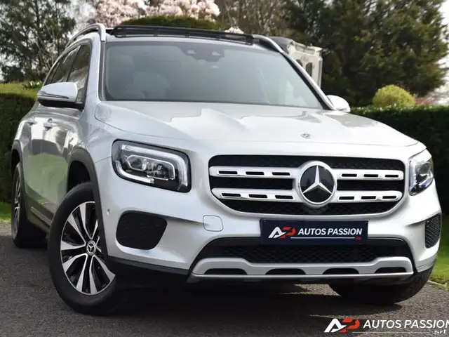 Mercedes-Benz GLB 180 d Business Line | Toit ouvrant & pano | Att. remor