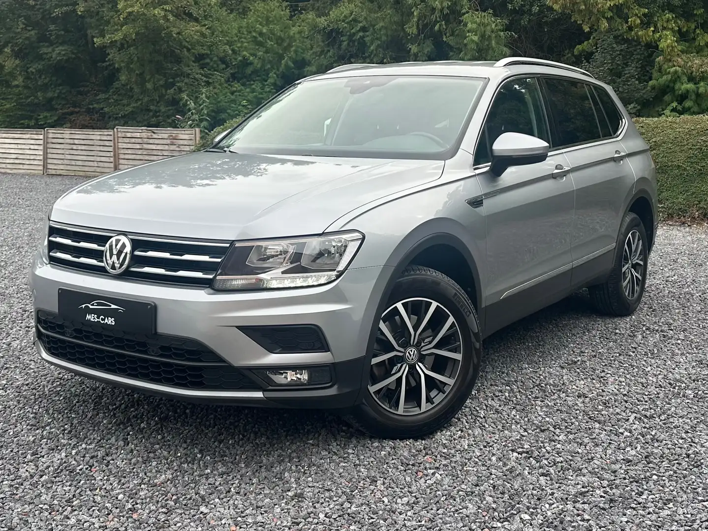 Volkswagen Tiguan Allspace 2.0TDI - 150CV / 7PL - 2020 TVA Grau - 1