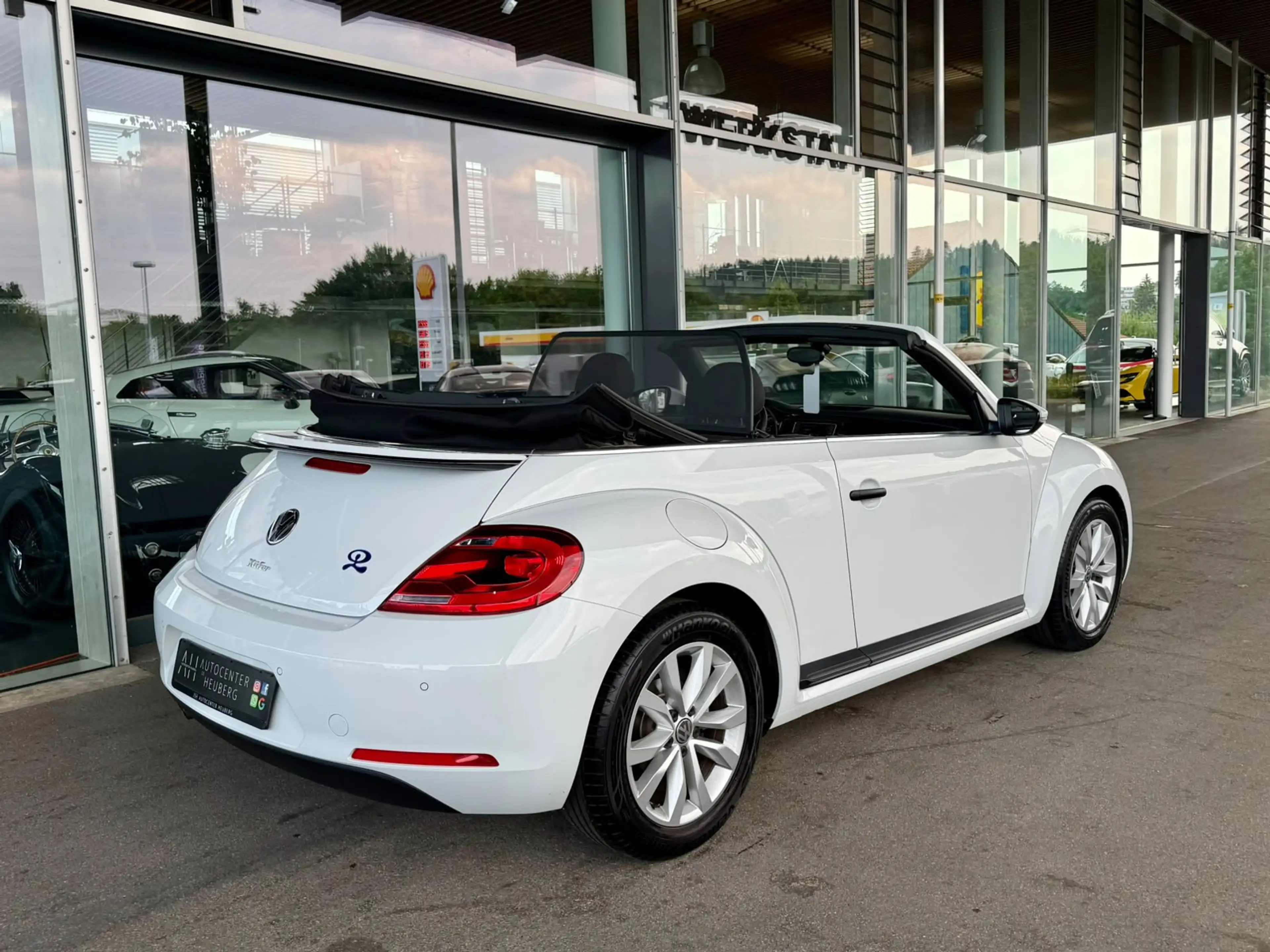 Volkswagen New Beetle 1.2 TSI CABRIO *KLIMAAUTO*TEMPOMAT* — photo 4