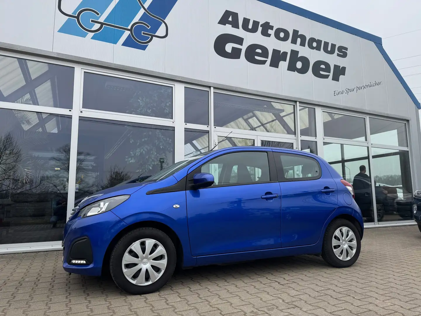 Peugeot 108 VTI 72 Style SHZ MFL Bluetooth Blau - 1
