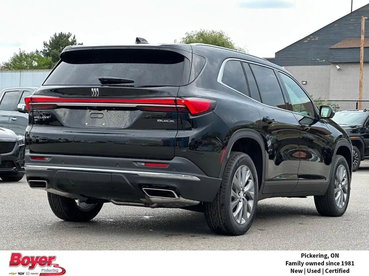Buick Enclave снимка Buick Enclave