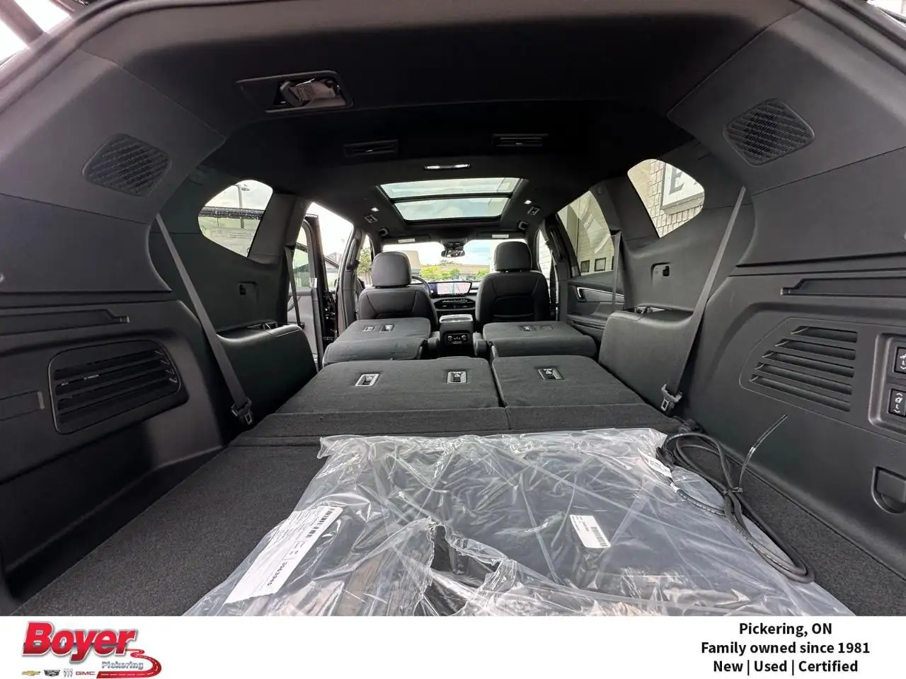 Buick Enclave снимка Buick Enclave