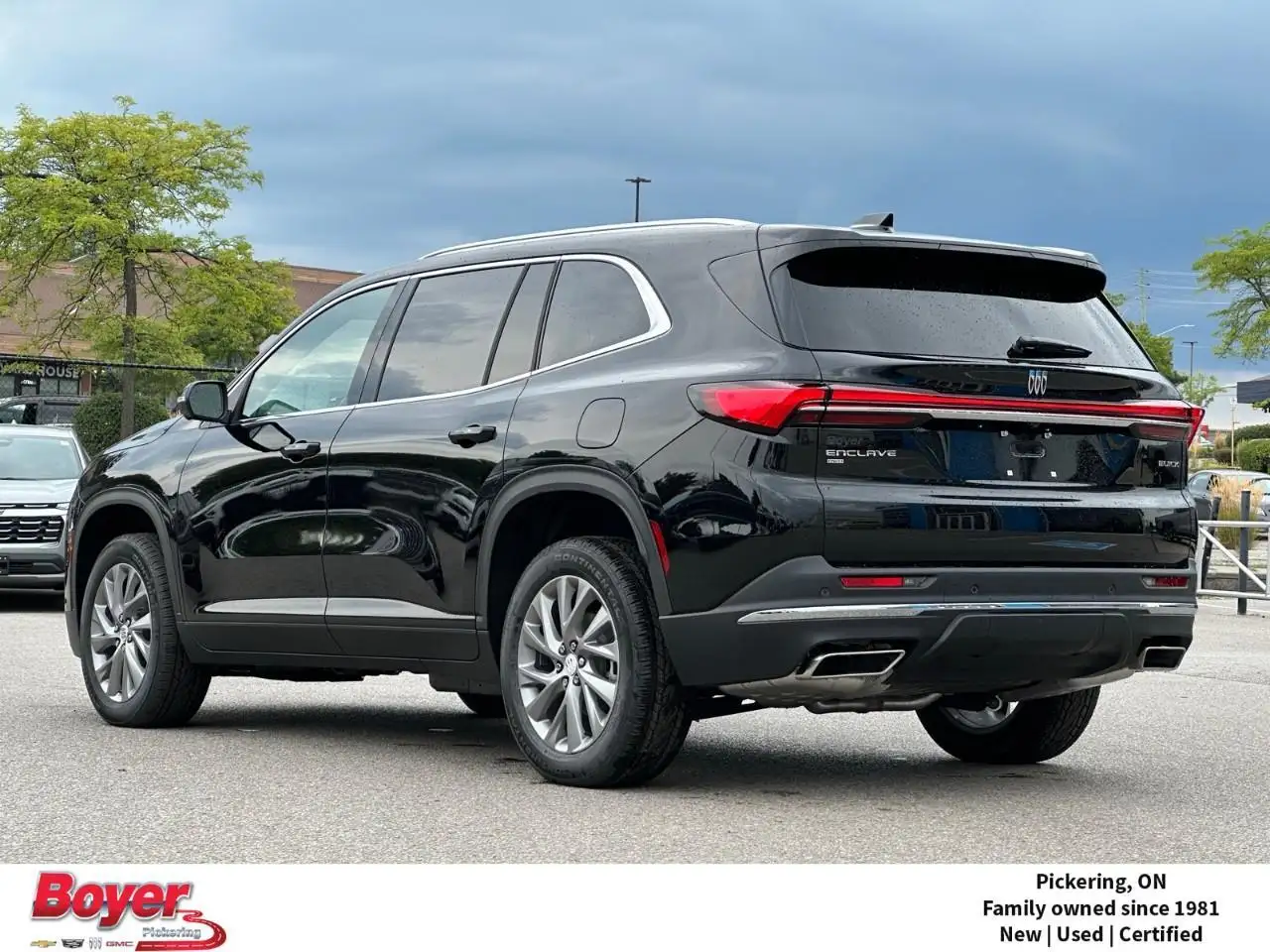Buick Enclave снимка Buick Enclave