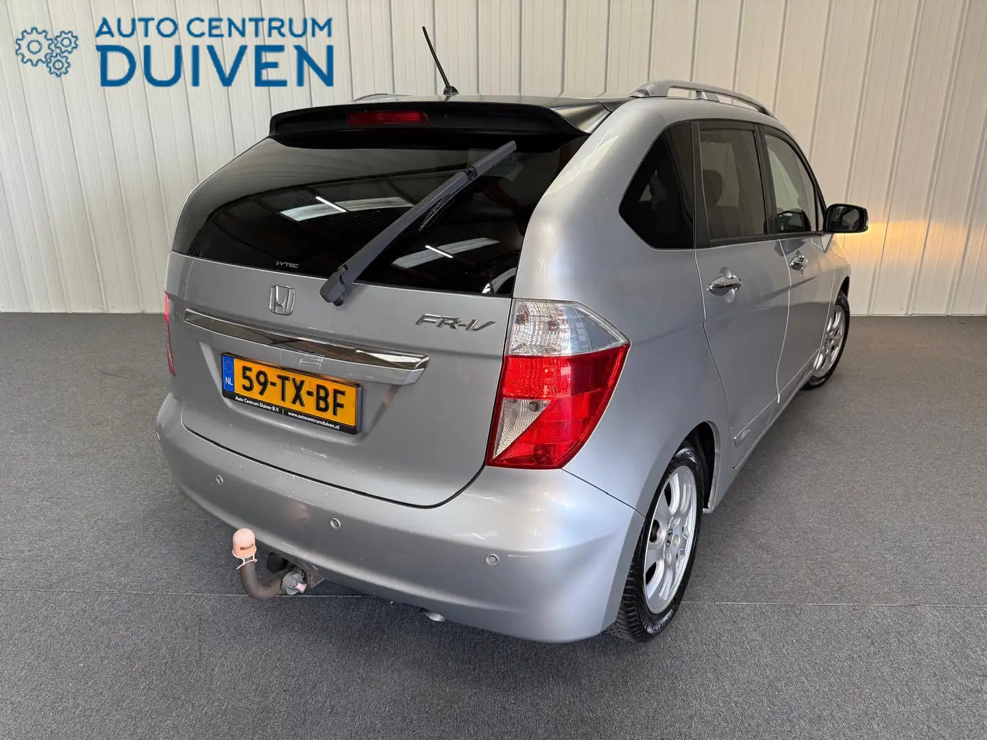 Honda FR-V 2.0i | Nieuw APK | 6-persoons | Airco | Trekhaak Grijs - 2