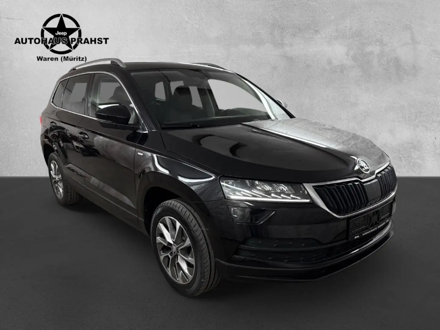 Skoda Karoq 1.5 TSI Clever NAVI LED LENK-SITZHEIZUNG Schwarz - 1