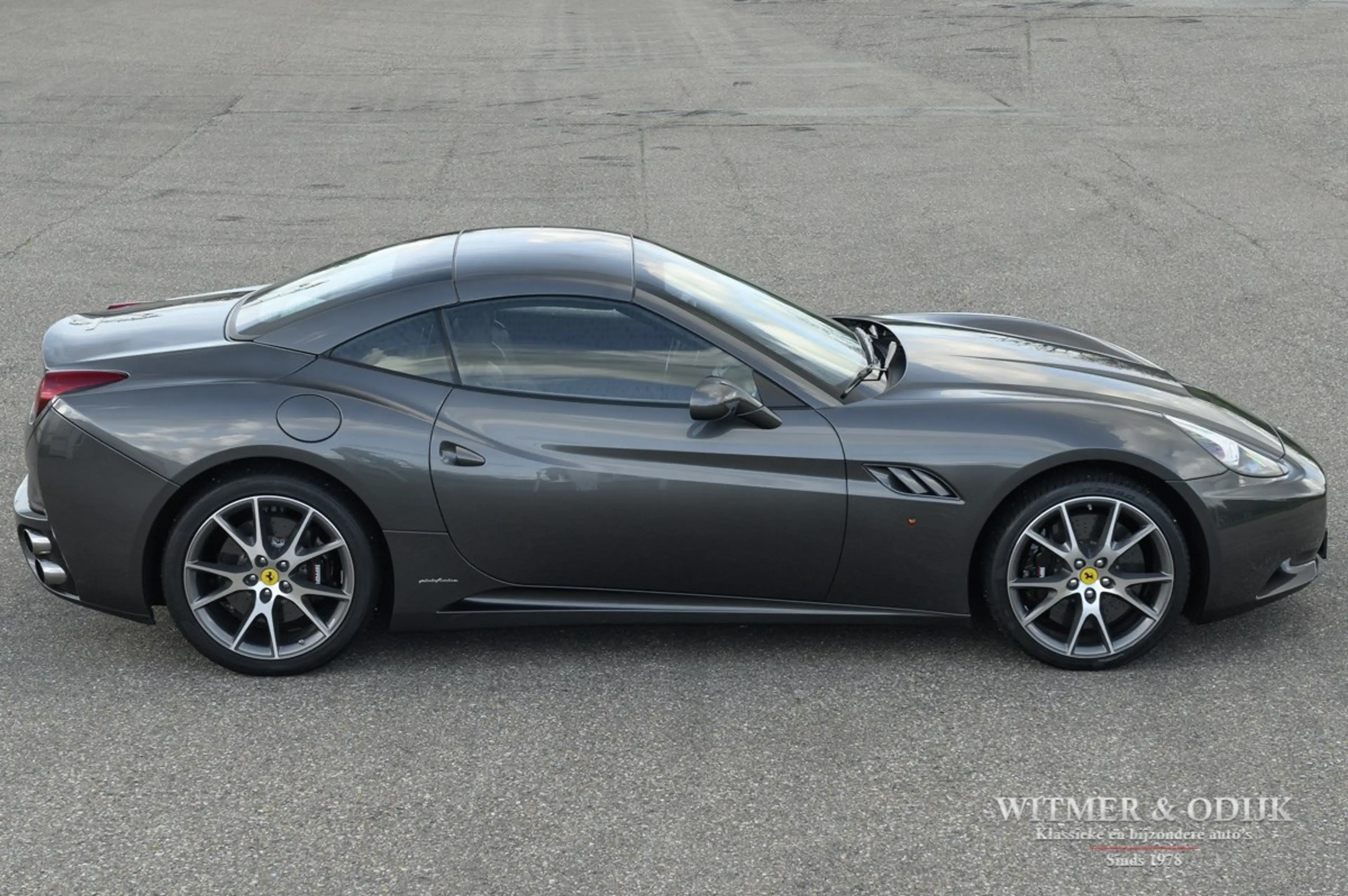 Ferrari California 4.3 V8 — photo 10