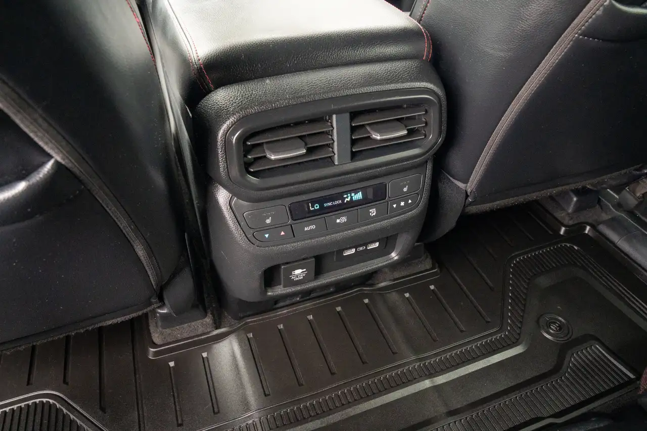 Honda Pilot photo Honda Pilot
