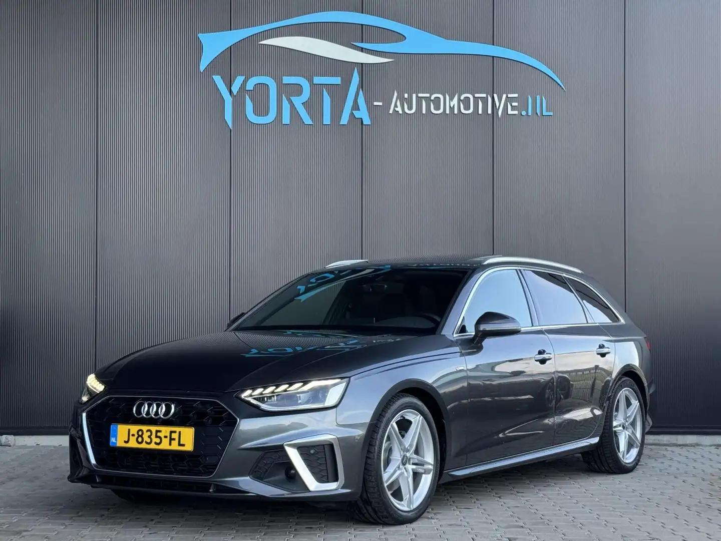 Audi A4 Avant 40 TFSI 3x S Line PANO*ELEK. HAAK*VIRTUAL*MA Gris - 1