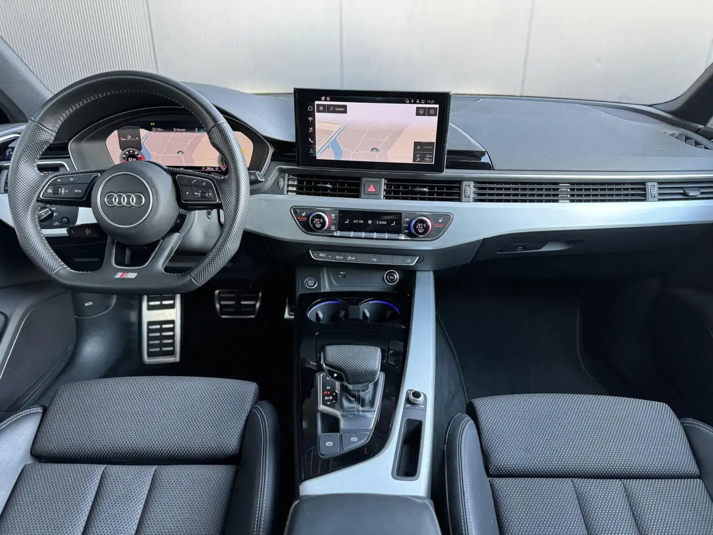 Audi A4 Avant 40 TFSI 3x S Line PANO*ELEK. HAAK*VIRTUAL*MA Gris - 2