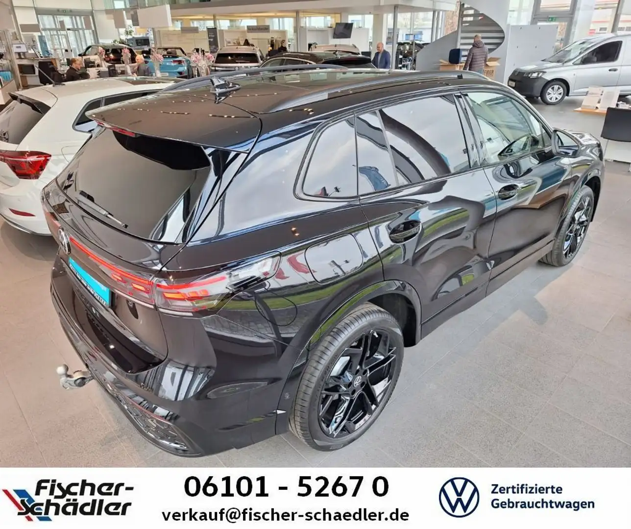 Volkswagen Tiguan R-Line 2.0TDI*DSG*AHK*RLine*Pano*StandHz. Schwarz - 2