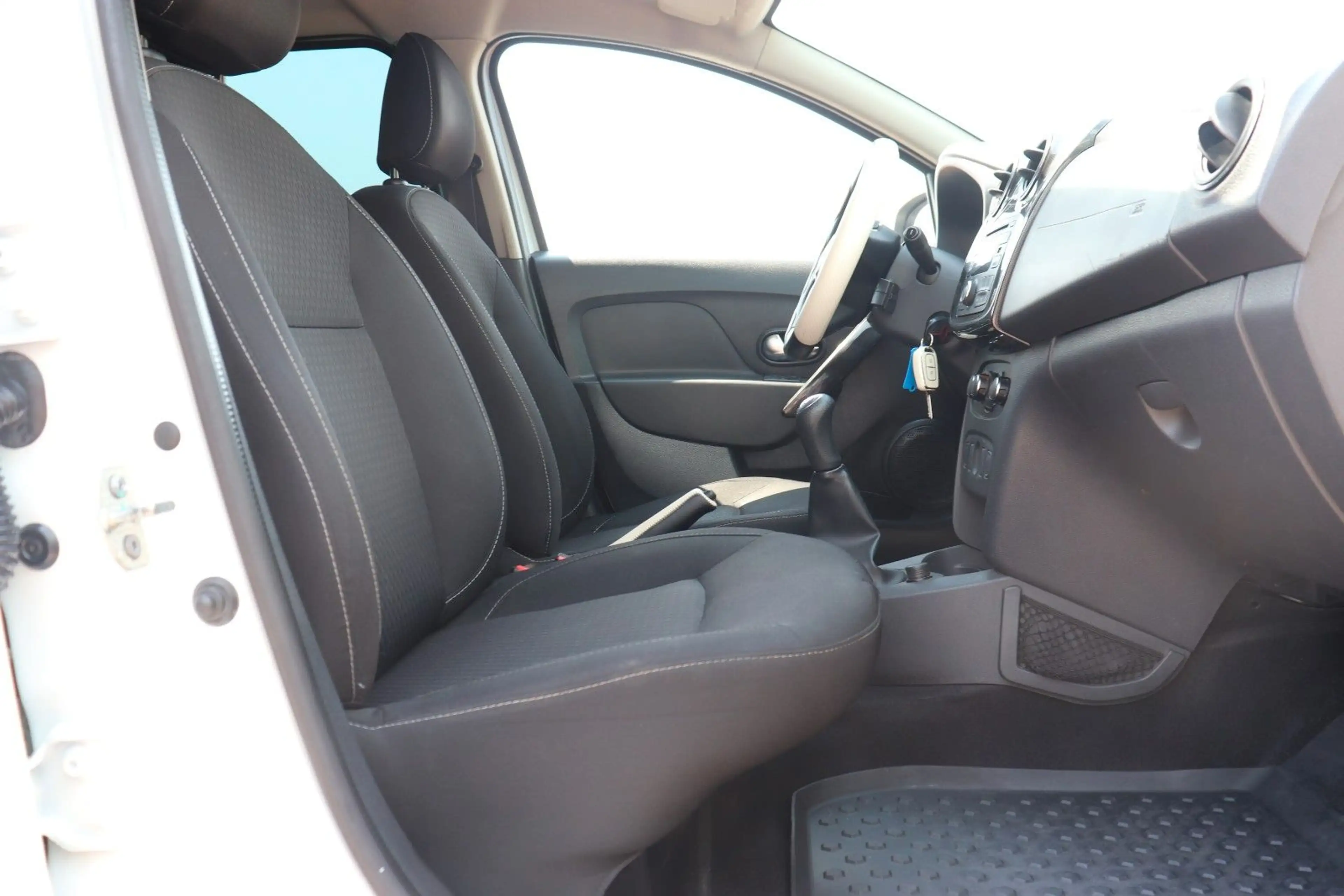 Dacia Logan MCV II Kombi Laureate, Tempomat — photo 14