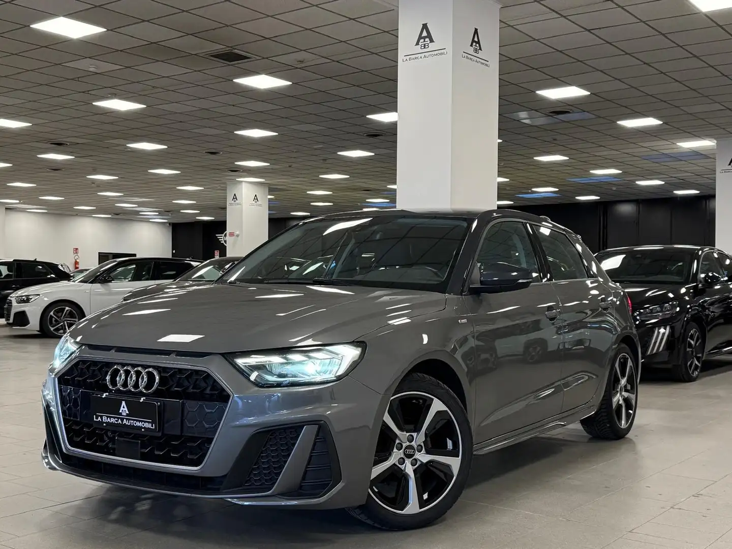 Audi A1 Sportback 25 1.0 Tfsi S Line Edition Gris - 1