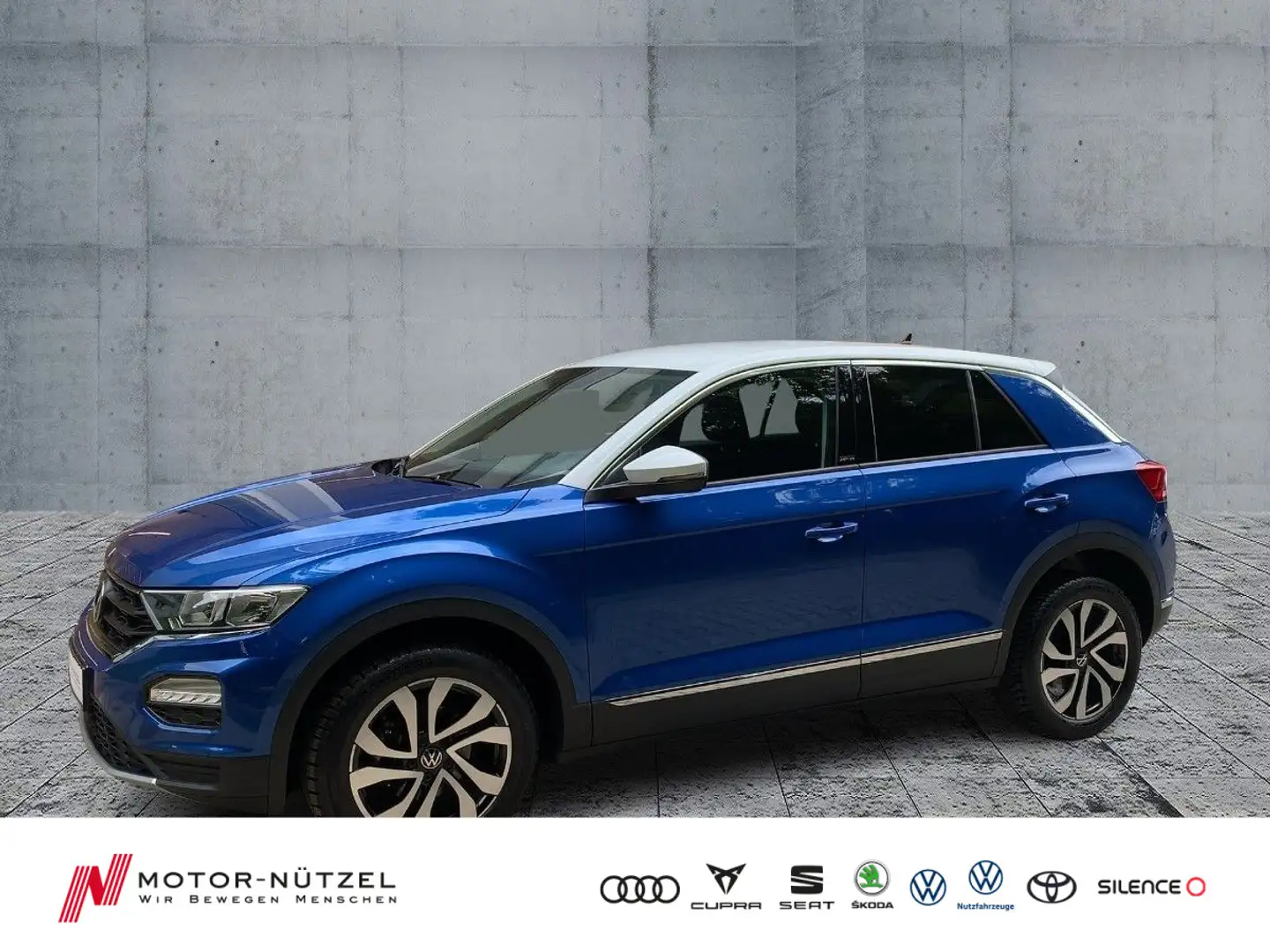 Volkswagen T-Roc 1.0 TSI ACTIVE NAVI+APP+DAB+SHZ+2xPDC+AHK Blau - 1