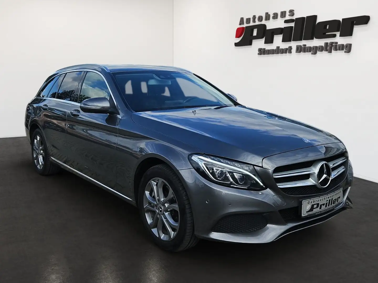 Mercedes-Benz C 250 T-Modell Avantgarde 4Matic/NAVI/AHK/LED/ Grigio - 2