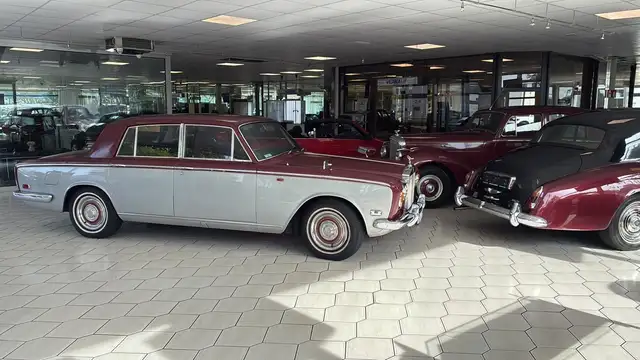 Rolls-Royce Silver Shadow
