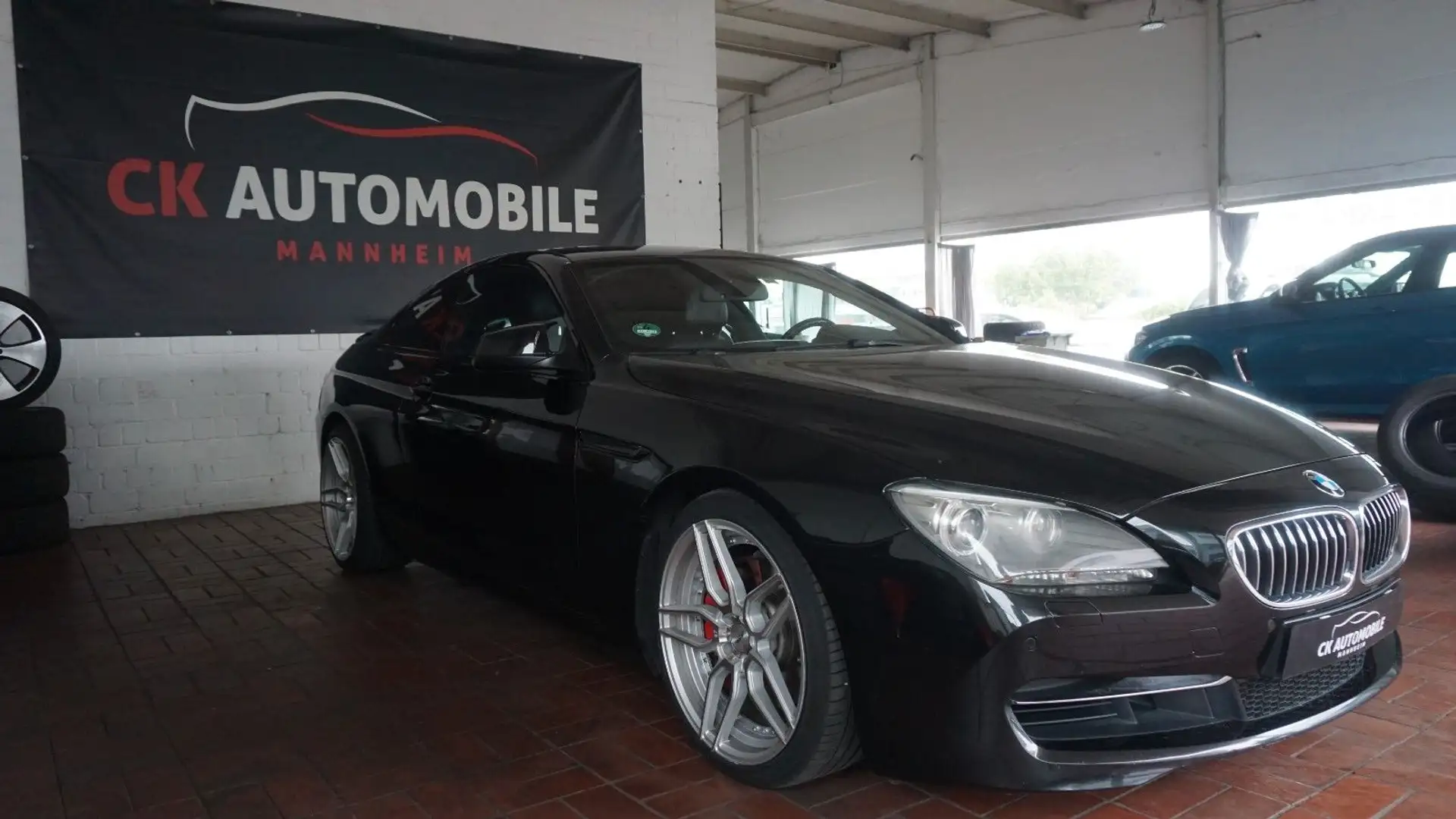 BMW 640 i KLIMA*BI-XENON*STERNEHIMMEL*404PS*PDC*20" Schwarz - 2