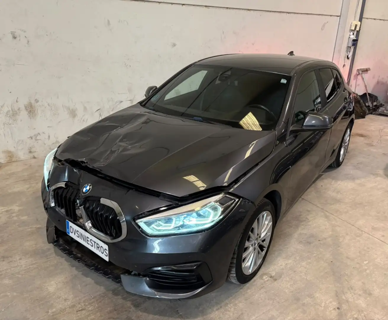 BMW BMW Serie 1 Pequeño Manual de 5 Puertas - 2
