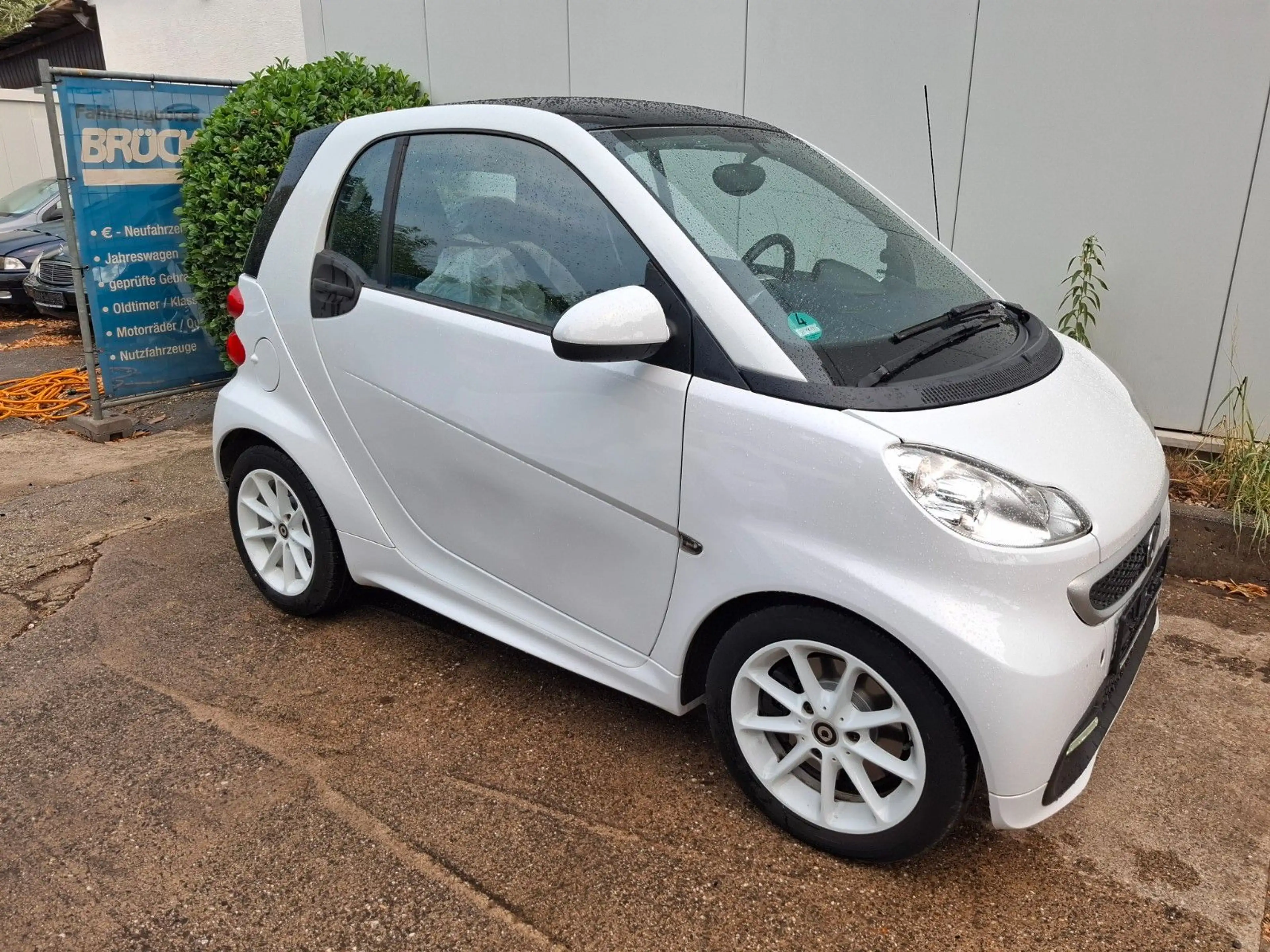 smart forTwo coupe MHD 52 kW 2.Hd. top Zust Navi etc