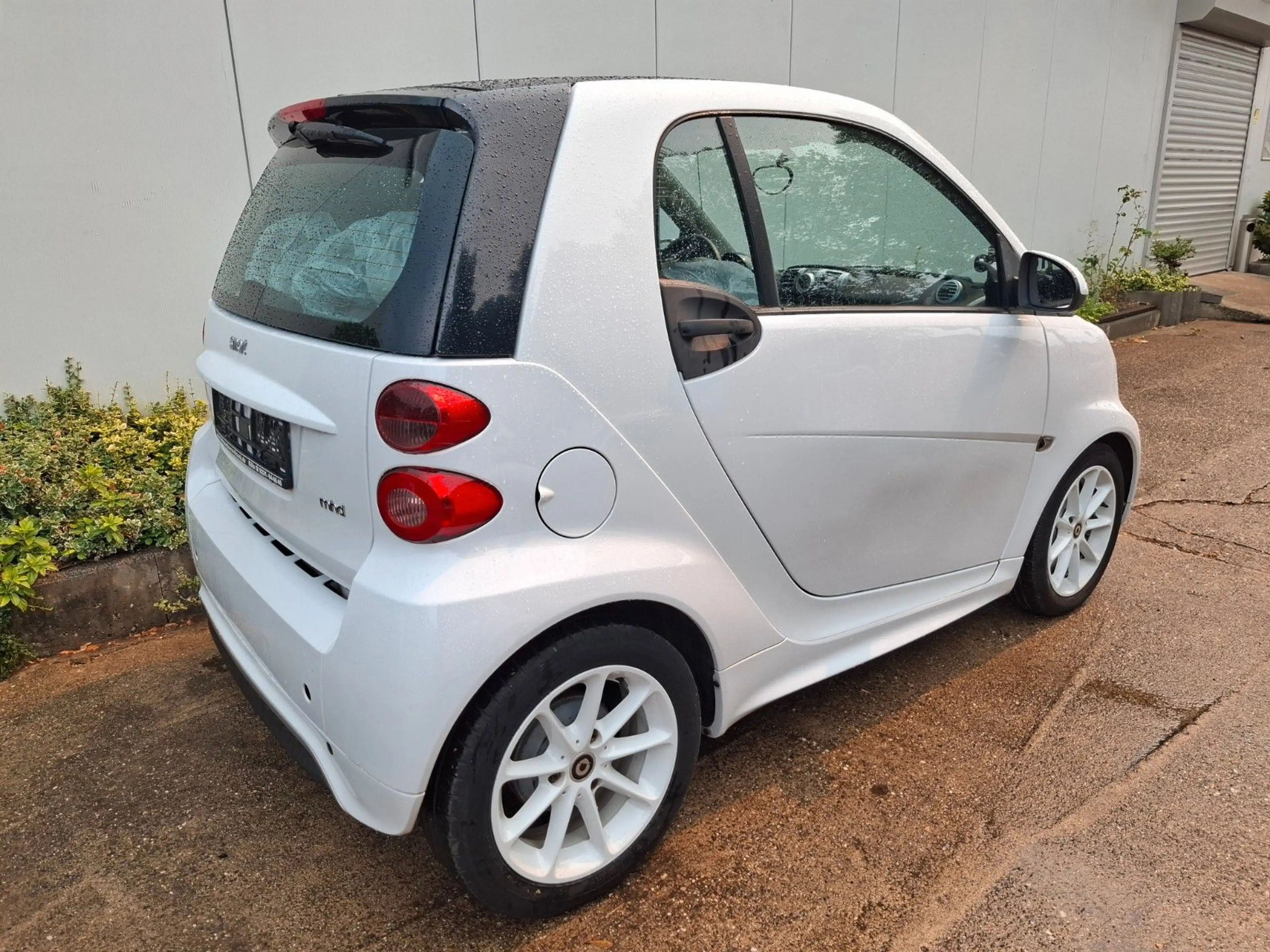 smart forTwo coupe MHD 52 kW 2.Hd. top Zust Navi etc — photo 2