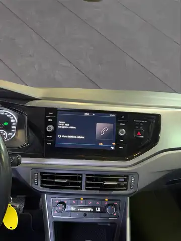 Volkswagen Polo view 10