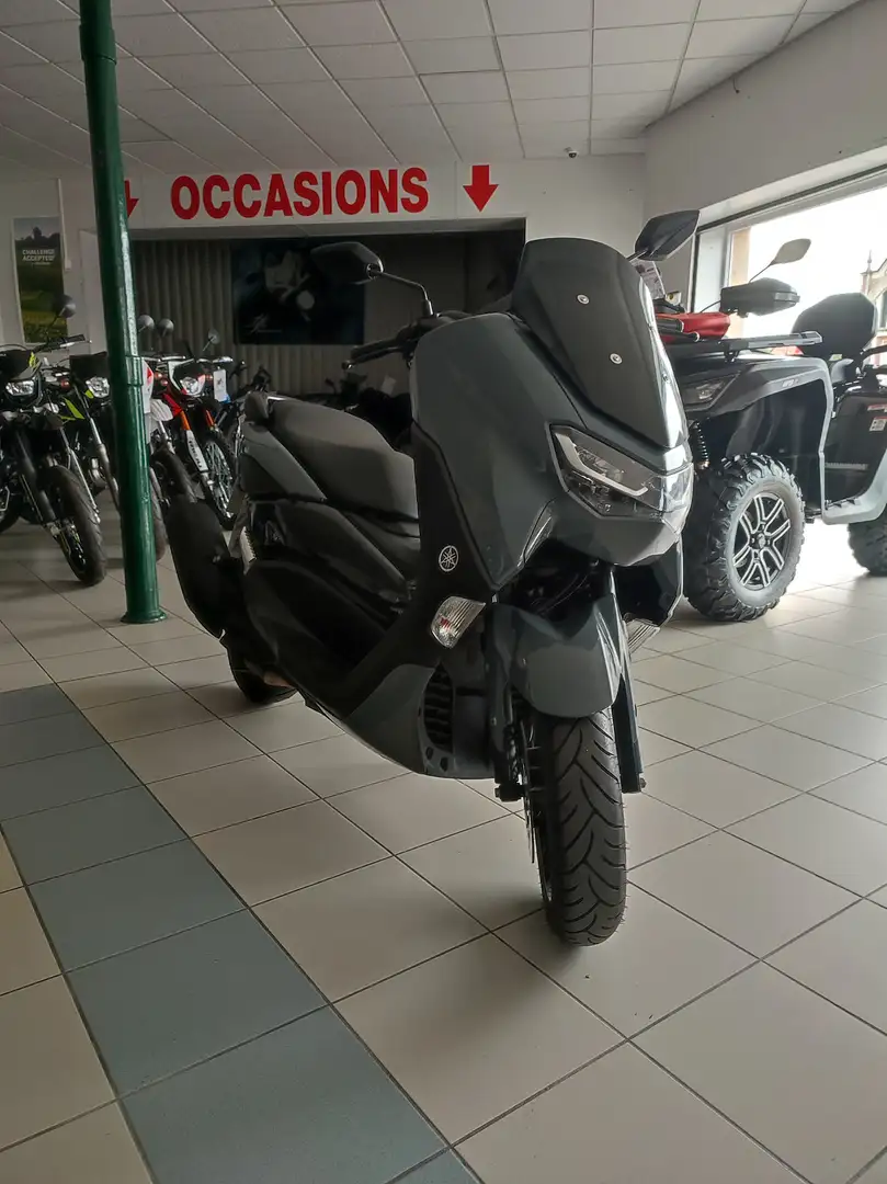 Yamaha NMAX - 1