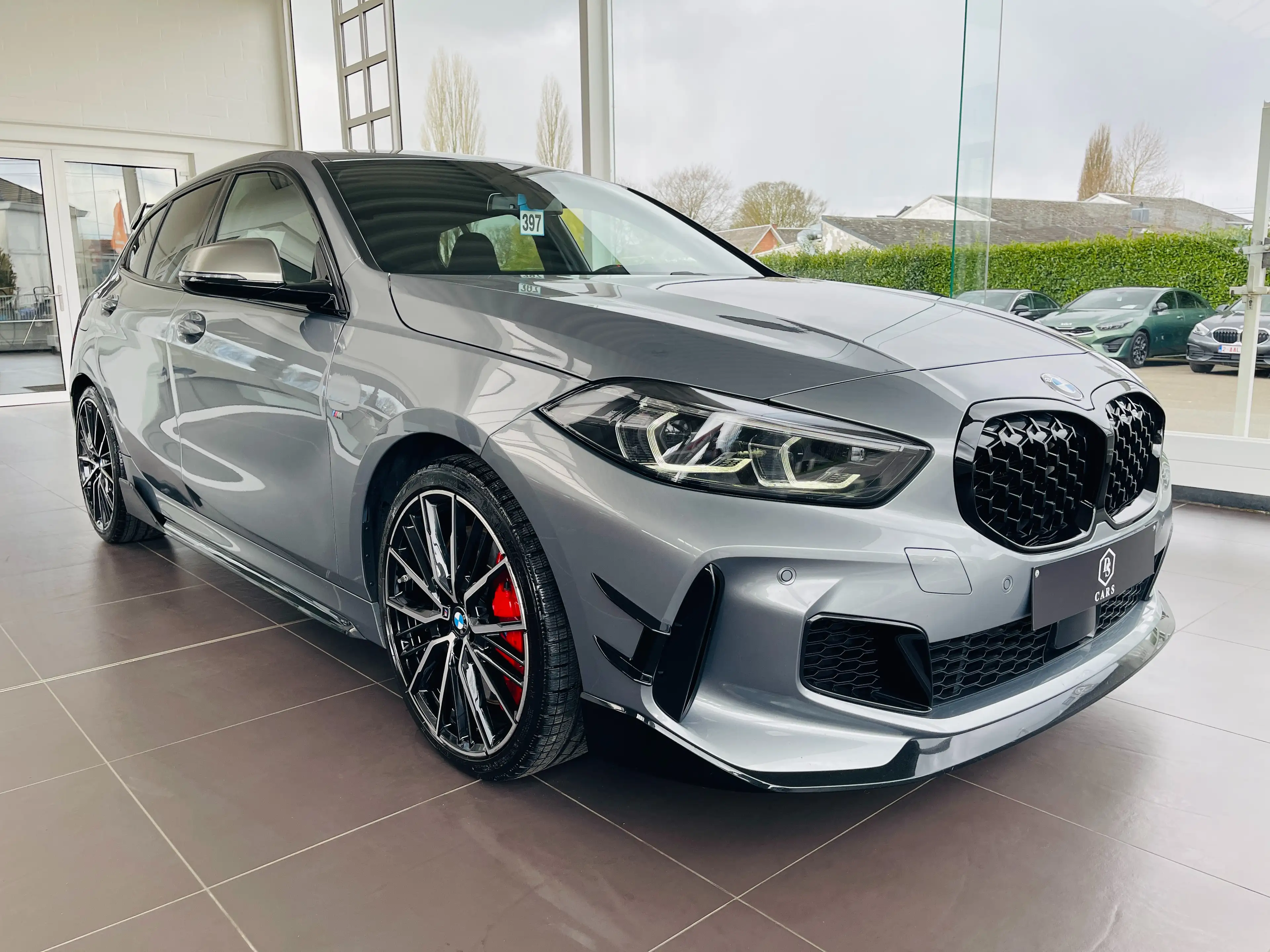 BMW 135 iAS *** GARANTIE + PACK M PERFORMANCE + FULL ** — photo 3
