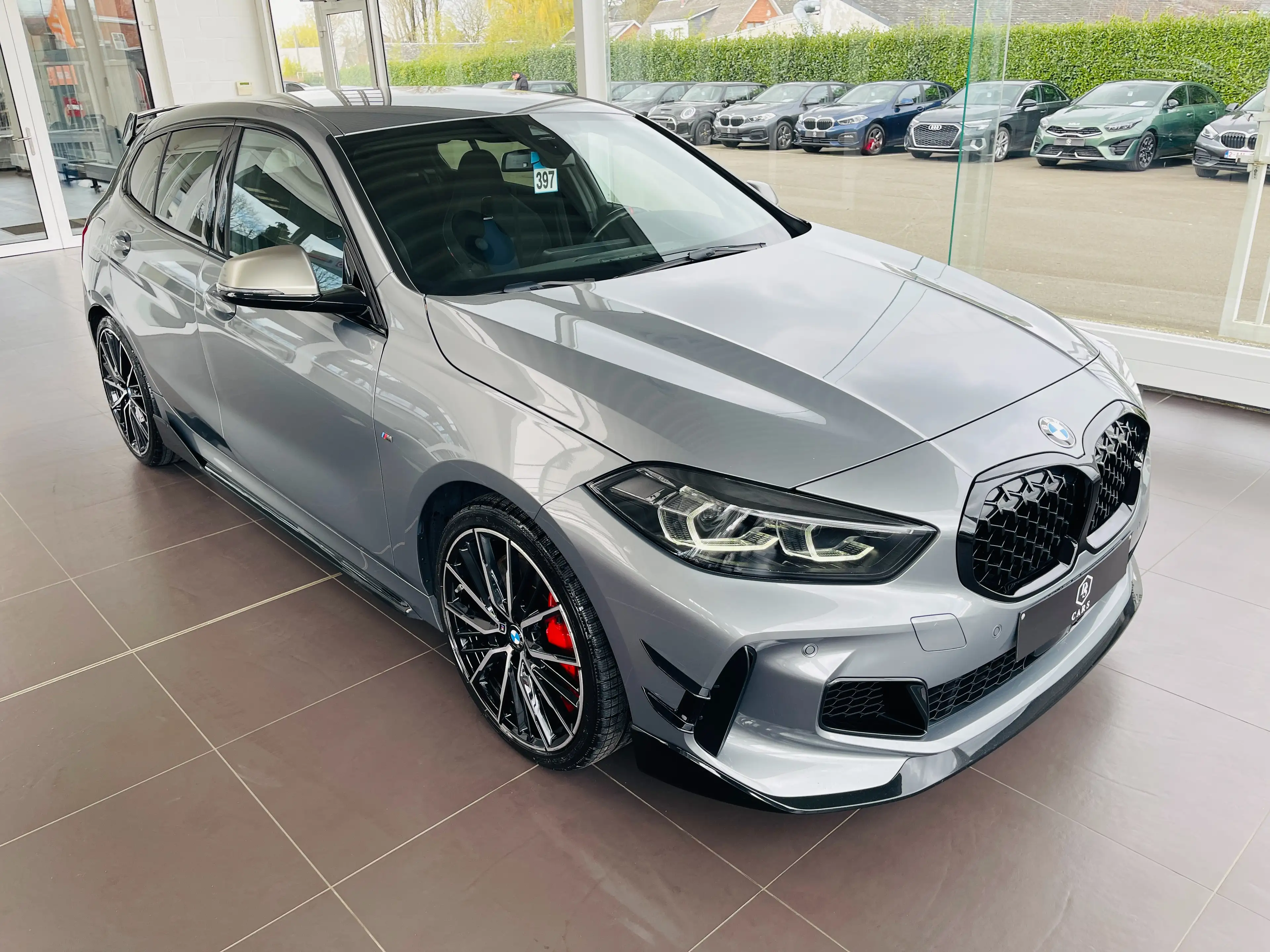 BMW 135 iAS *** GARANTIE + PACK M PERFORMANCE + FULL ** — photo 4