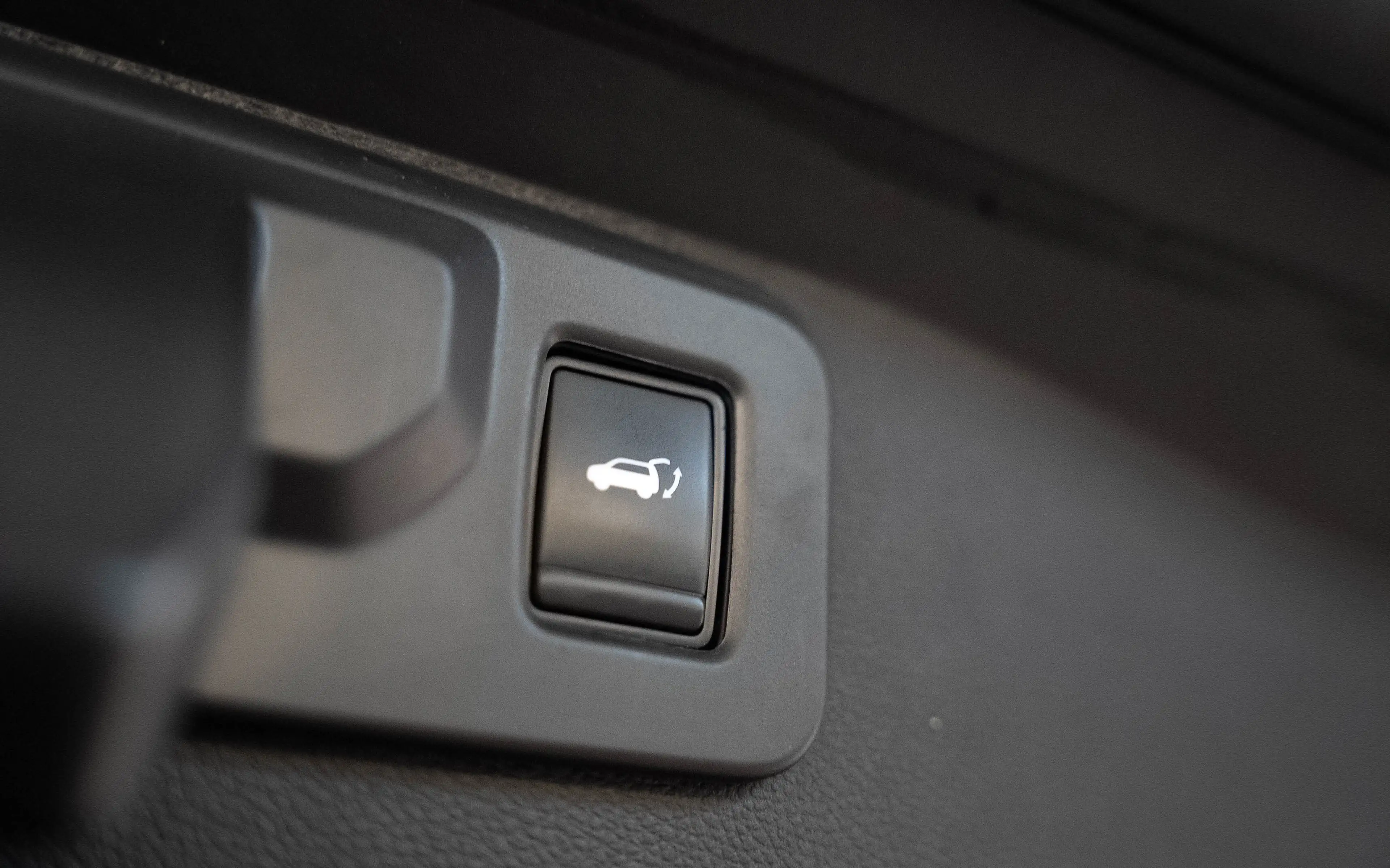 Renault Austral Austral 1.2 Full Hybrid Techno Esprit Alpine — photo 8