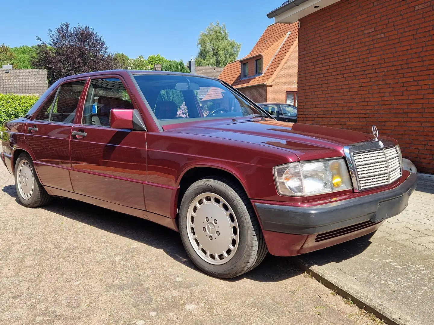 Mercedes-Benz 190 E 1.8 Avantgarde rosso Rojo - 2