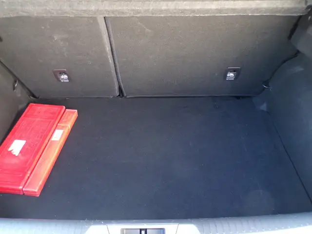 Renault Megane view 7