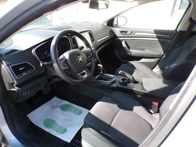 Renault Megane view 9