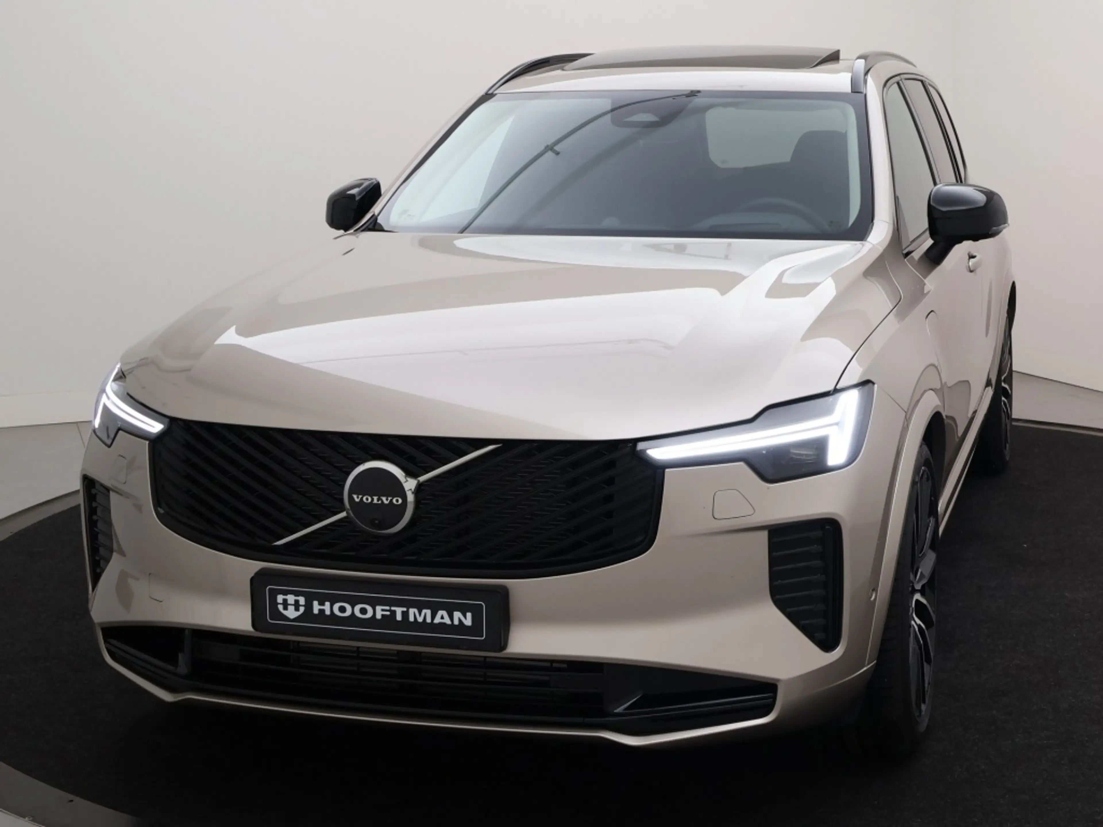 Volvo XC90 T8 PLUG-IN HYBRID ULTRA DARK LUCHTVERING 22INCH SC — photo 6