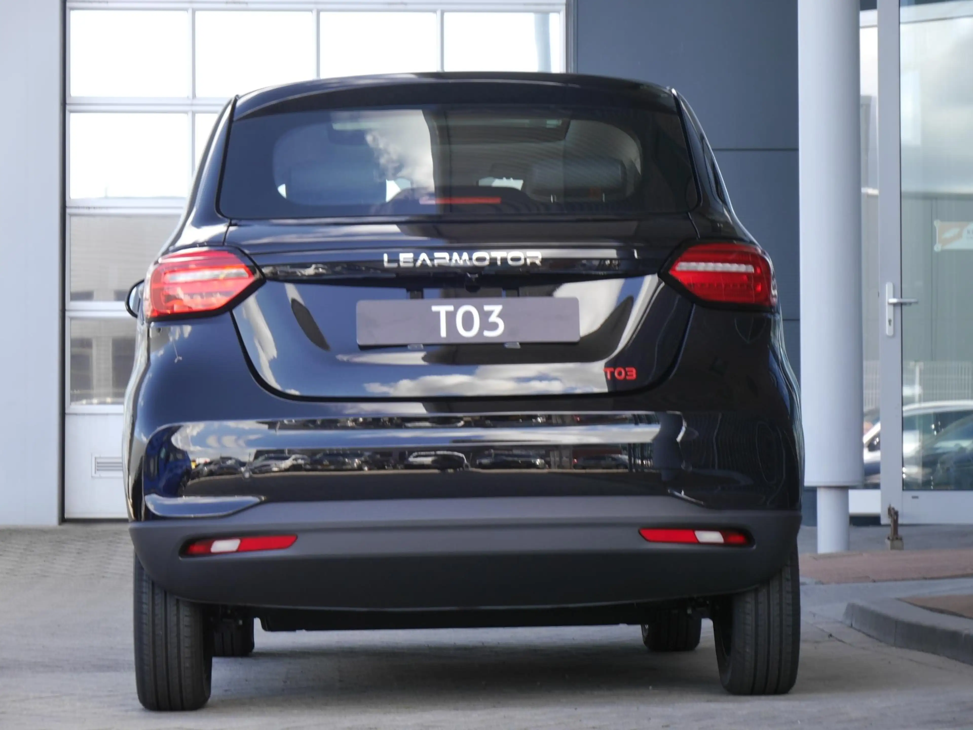 Leapmotor T03 Design 37.3 kWh | Beperkt leverbaar in het zwart | — photo 4