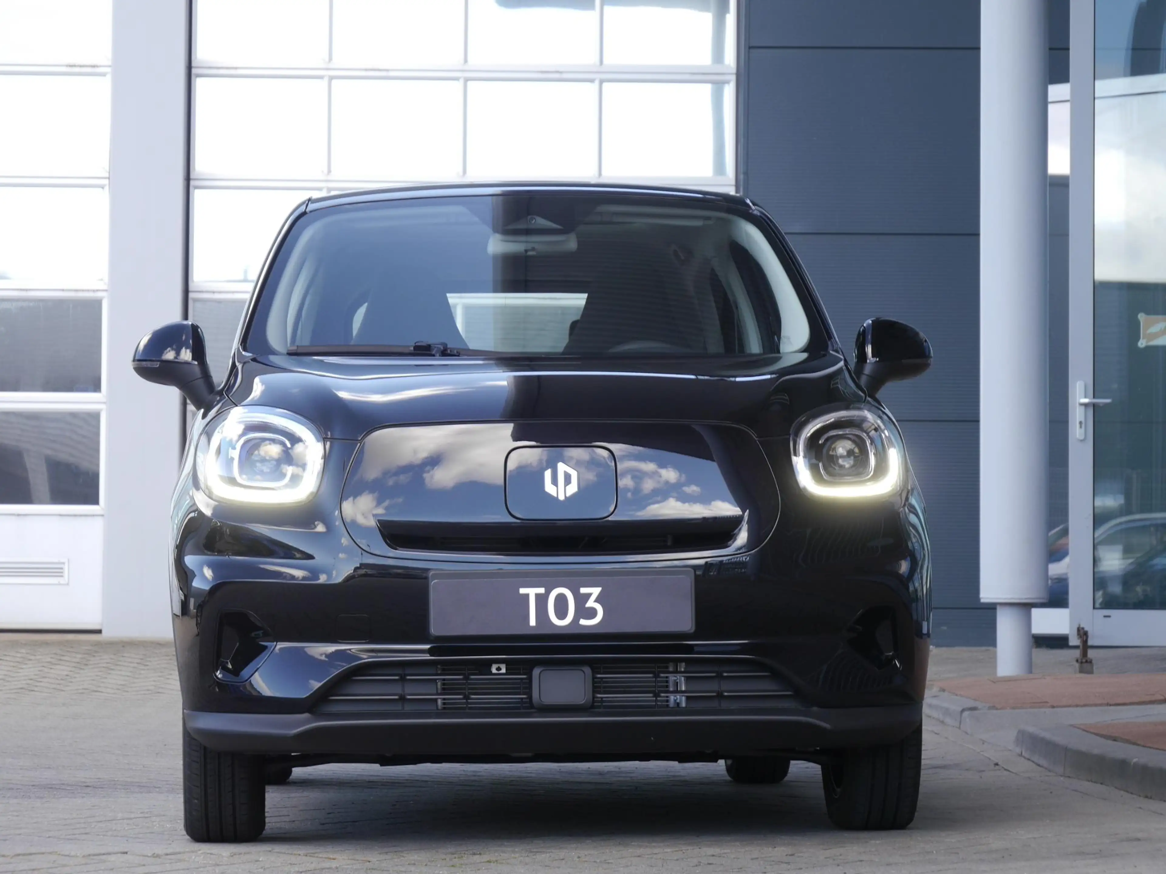 Leapmotor T03 Design 37.3 kWh | Beperkt leverbaar in het zwart | — photo 3
